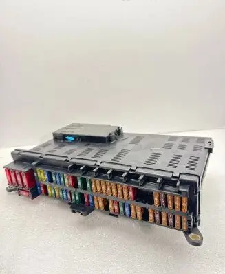 Land Rover Range Rover L322 Fuse module 518758024