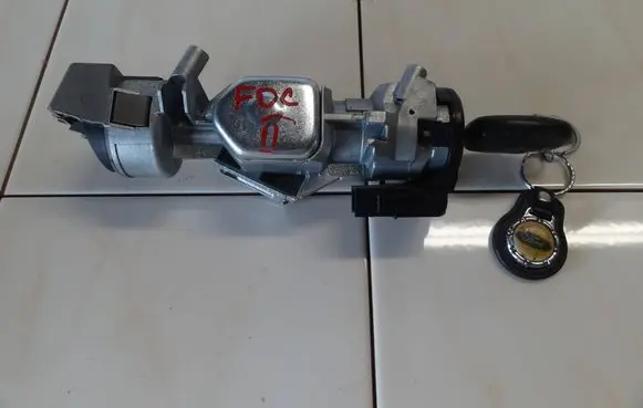 Ford Focus Ignition lock 3M51-3F880-AC