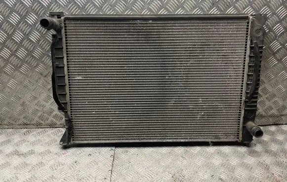 Coolant radiator