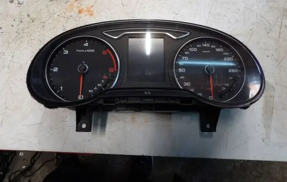 Audi A3 S3 8V Speedometer (instrument cluster) 8V0920871 VDD024040 1455012243