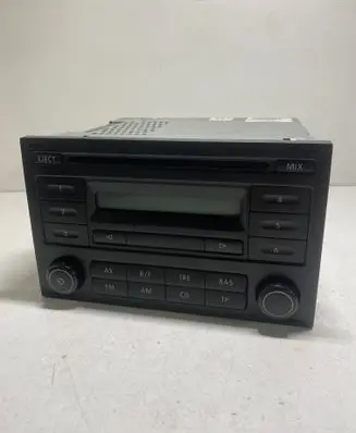 Volkswagen Polo IV 9N3 Radio/CD/DVD/GPS head unit 6Q0035152G RCD200 VWZ4Z4G0172738