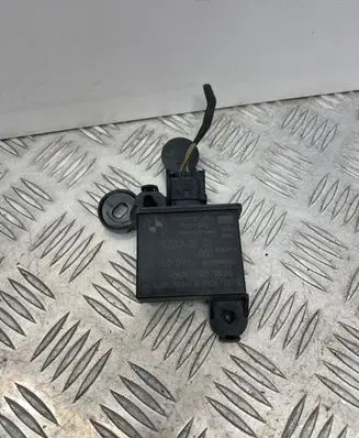 BMW 5 E60 E61 Tire pressure control unit 6771042 50578066 7710420201