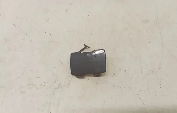 Volvo V70 Front tow hook cap/cover 9190320