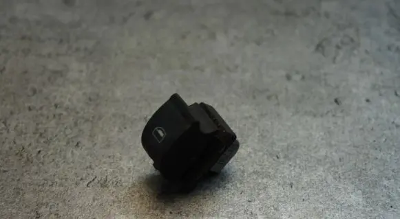 Audi TT TTS Mk2 Electric window control switch 8E0959855