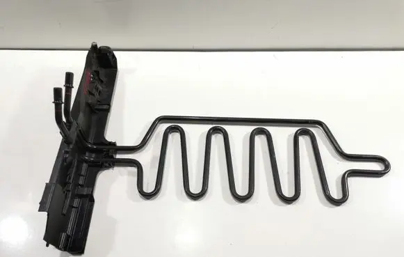 BMW 3 E90 E91 Power steering radiator 7795456 17107524912