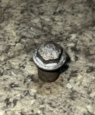 BMW 5 E39 Nuts/bolts 11121738607