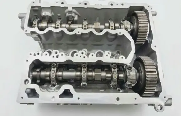 Opel Astra K Engine head 55512233