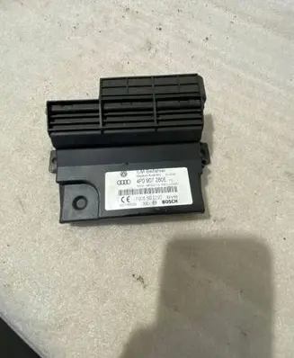Audi Q7 4L Hand brake control module 4F0907280E F005S00292