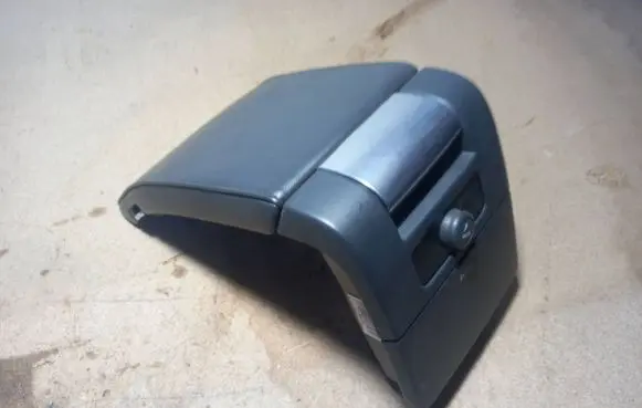 Volvo V70 Armrest 30715140