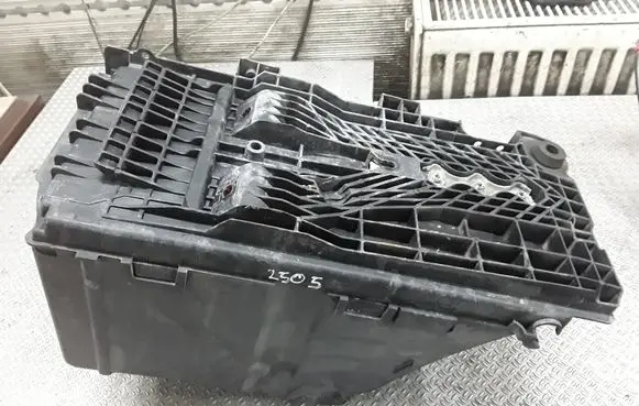 Ford S-MAX Battery box tray 6G9110723A