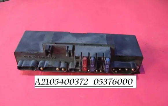 Mercedes-Benz E W210 Fuse module A2105400372 05376000