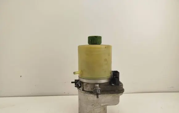 Skoda Fabia Mk1 (6Y) Power steering pump
