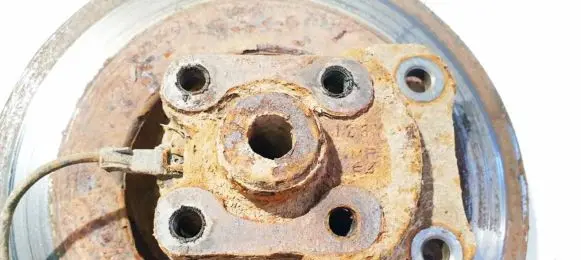 Renault Laguna II Stub axle 