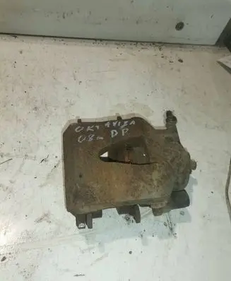 Skoda Octavia Mk2 (1Z) Front brake caliper