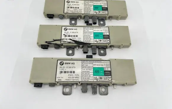 BMW 5 E39 Antenna control unit 65258368879 8368879