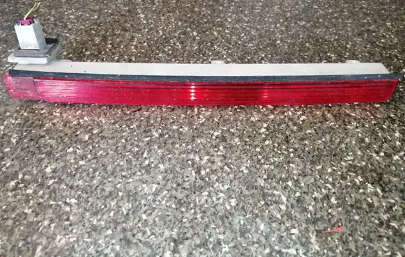 Mercedes-Benz E W211 Third/center stoplight A2118200256