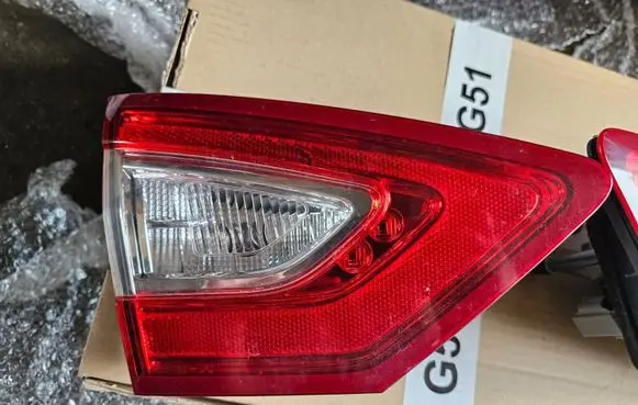 Ford Mondeo MK V Tailgate rear/tail lights DS73-13A603-KD