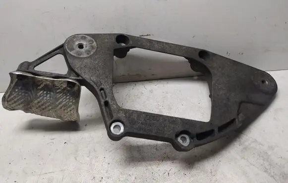 Audi Q5 SQ5 Rear differential/diff mount bracket 8KO599287J