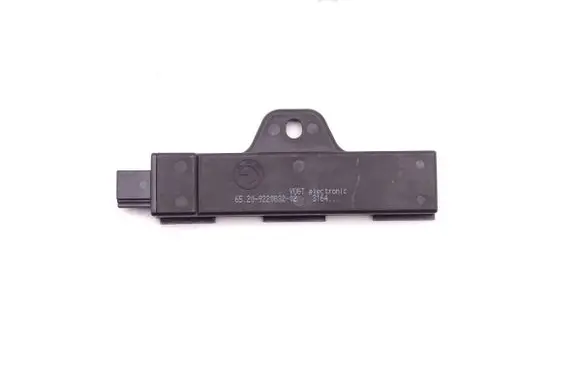 Mini Cooper Countryman F60 Antenna control unit 9220832