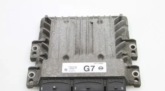 Nissan Juke I F15 Engine control unit/module 237101KB5A