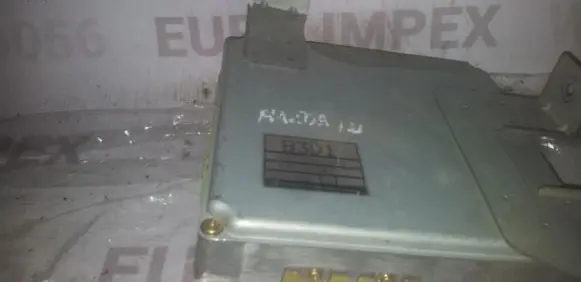 Mazda 121 Engine control unit/module B3D118881C MECSJ102