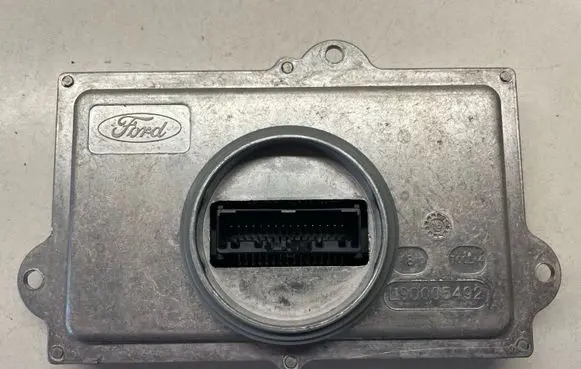 Ford Fusion II Headlight ballast module Xenon L90005492 90087685 L90005488