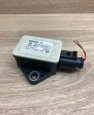 Audi A6 S6 C6 4F ESP acceleration yaw rate sensor 8E0907637B 0265005618
