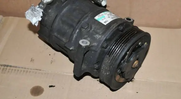 Opel Insignia A Air conditioning (A/C) compressor (pump) 12312511084 R134A P13232307