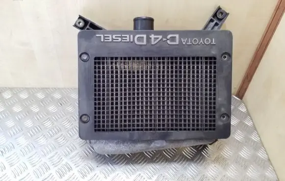 Toyota RAV 4 (XA20) Intercooler radiator 27040332