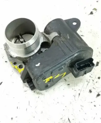 Peugeot 208 Throttle valve 9801942080
