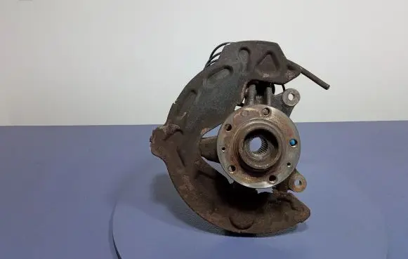Peugeot 508 RXH Front wheel hub spindle knuckle