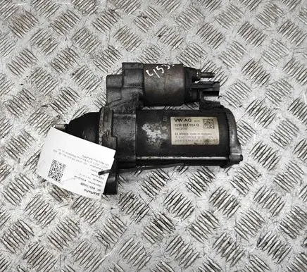 Volkswagen Golf VII Starter motor 0001179512 02M911024Q
