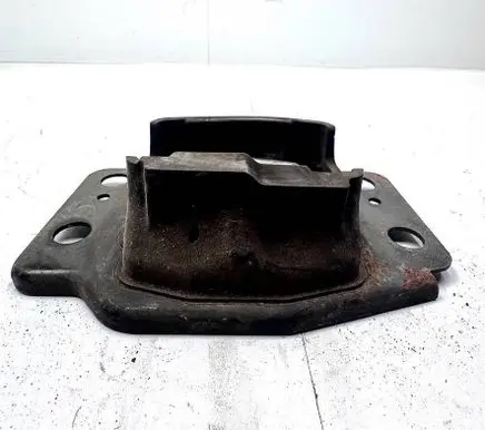 Ford Fusion II Engine mount bracket DG937M121EA
