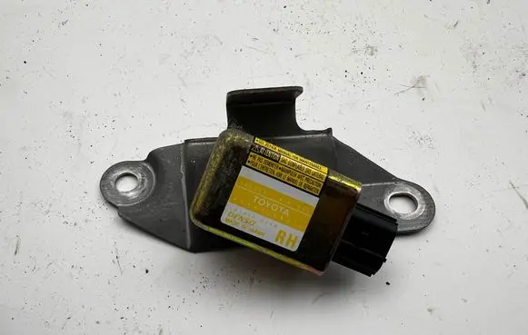 Toyota Land Cruiser (J120) Airbag deployment crash/impact sensor 8986060020
