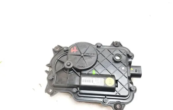 Bentley Continental Front door soft close latching motor (coupe) 3D0837059B