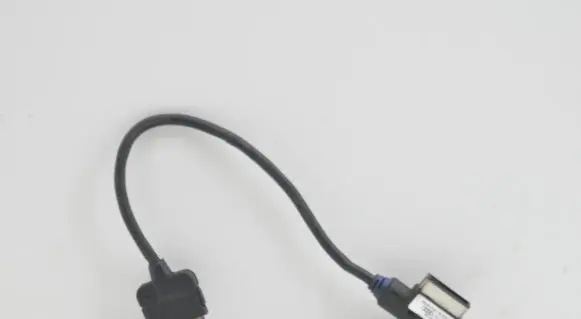 Audi Q7 4L AUX in-socket connector 4F0051510K