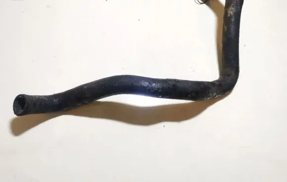 Audi A4 S4 B5 8D Engine coolant pipe/hose