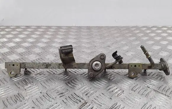 Nissan Titan Fuel main line pipe 1864GFW 226757Y000