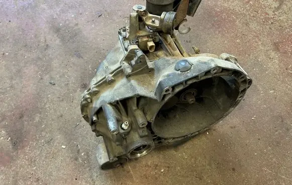Volkswagen Sharan Manual 5 speed gearbox 977T7002DA