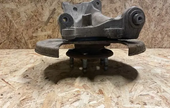 Opel Insignia A Rear wheel hub 