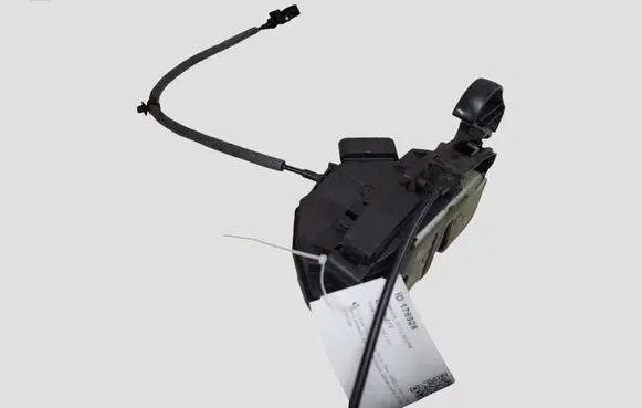 Ford Focus Front door lock BM5AA21812BG