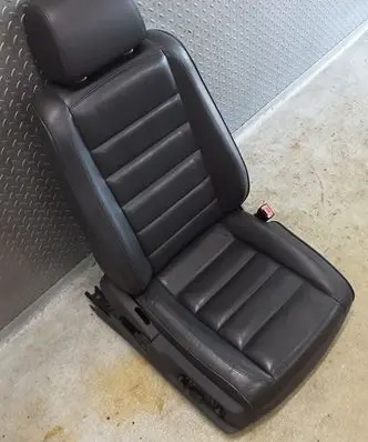 Front passenger seat