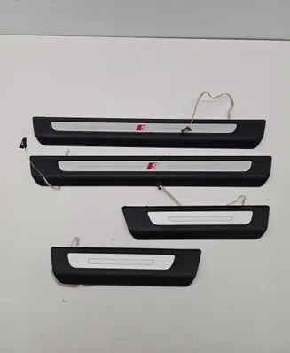 Audi Q7 4M sill trim set (inner) 4M8947406A 4M8947405A 4M0947418