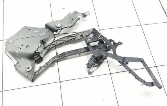 Renault Megane III Convertible roof hinge E95313447 972951827r 799618855
