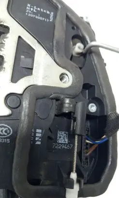 BMW X1 E84 Rear door lock 7229467