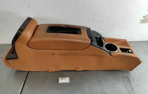Maserati Quattroporte Center console 981432408
