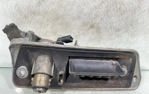 Volkswagen Caddy Tailgate/trunk/boot lock/catch/latch 2K0827565