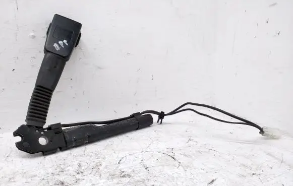 BMW 4 F32 F33 Front seatbelt buckle 7259388