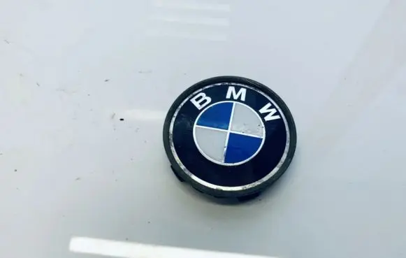 BMW 5 E39 Original wheel cap 6768640