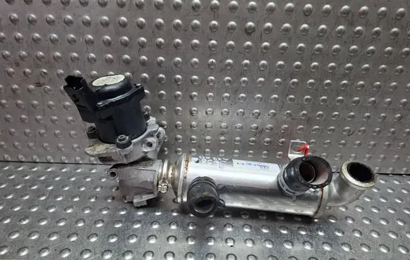 Peugeot 308 EGR valve S27624162 9658203780